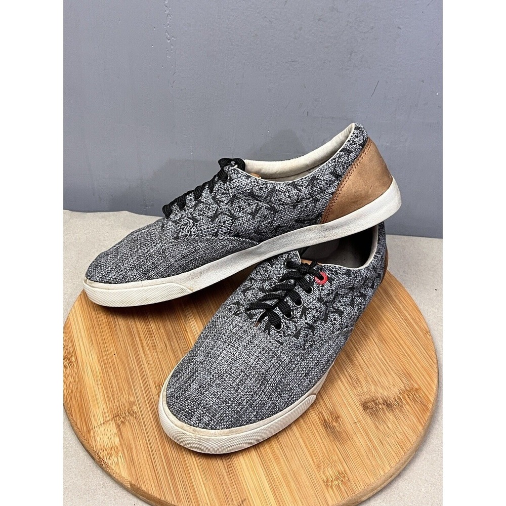 Bucketfeet Sneakers Mens 11.5 Grey Peace Warriors DjLu Graphic Low Top Lace Up